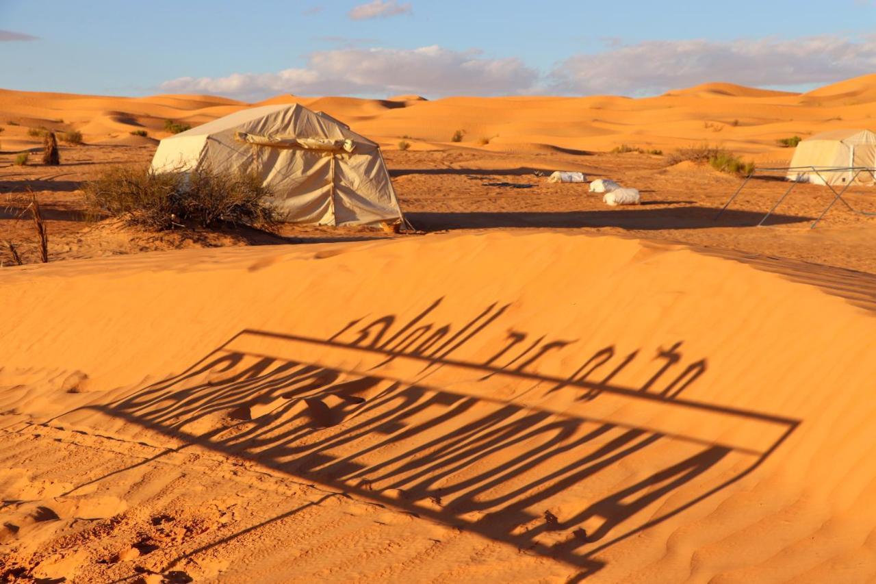 Camp Abdelmoula Hotell Douz Exteriör bild