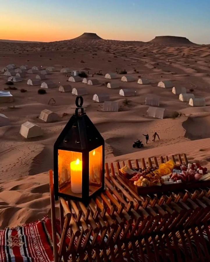 Camp Abdelmoula Hotell Douz Exteriör bild