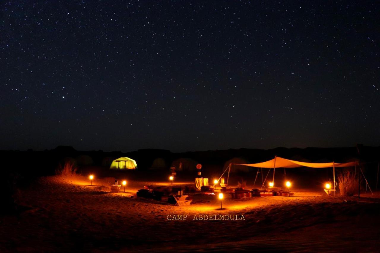 Camp Abdelmoula Hotell Douz Exteriör bild