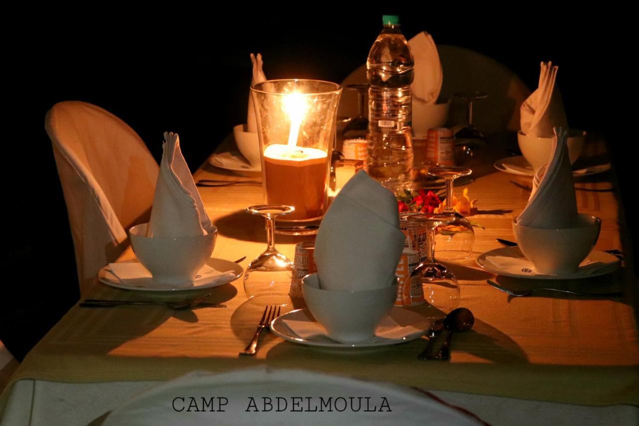 Camp Abdelmoula Hotell Douz Exteriör bild