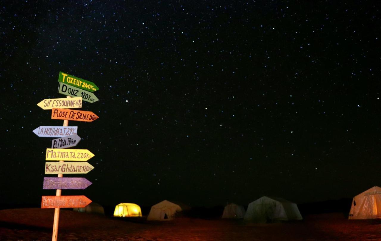 Camp Abdelmoula Hotell Douz Exteriör bild