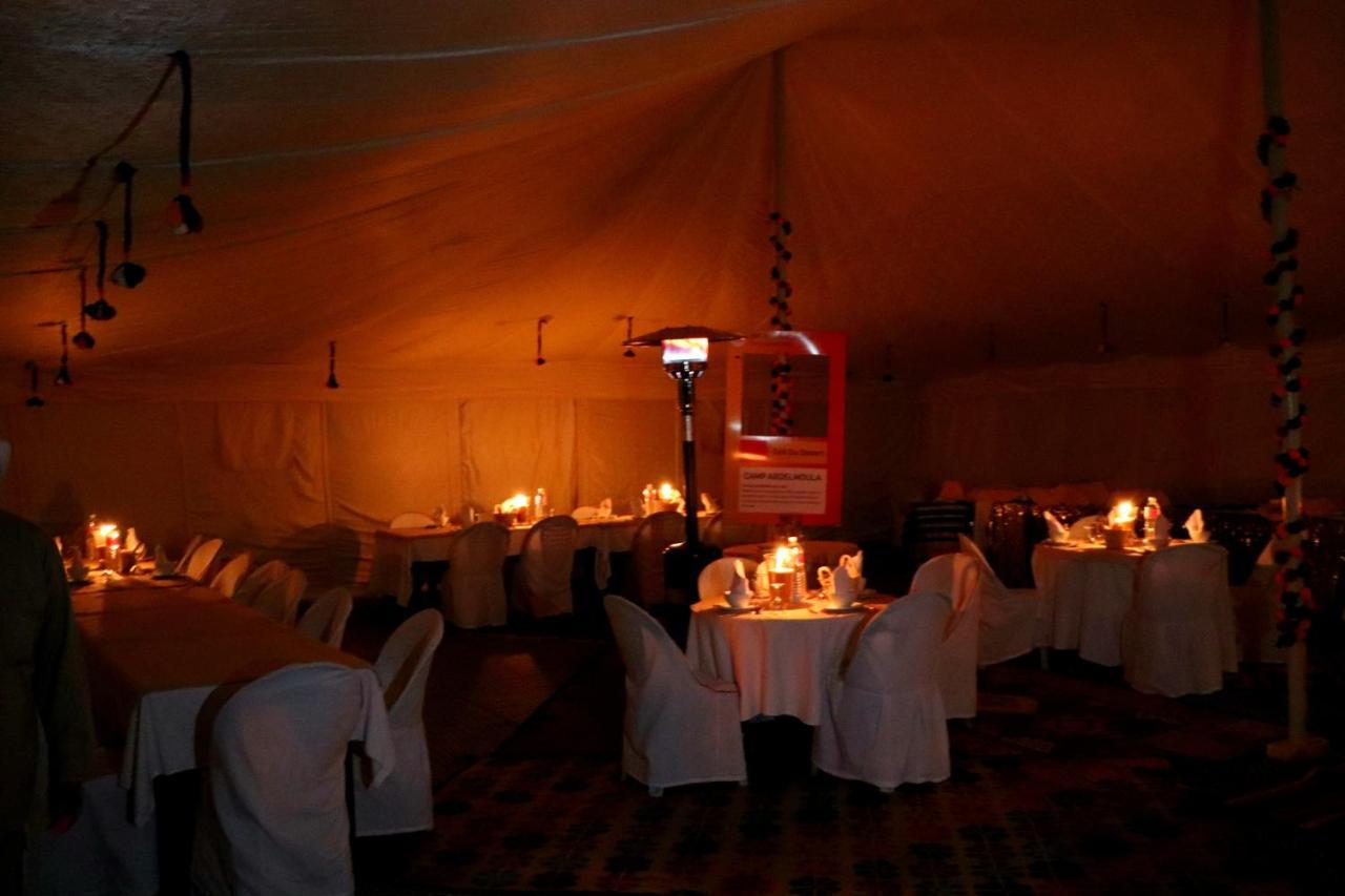 Camp Abdelmoula Hotell Douz Exteriör bild