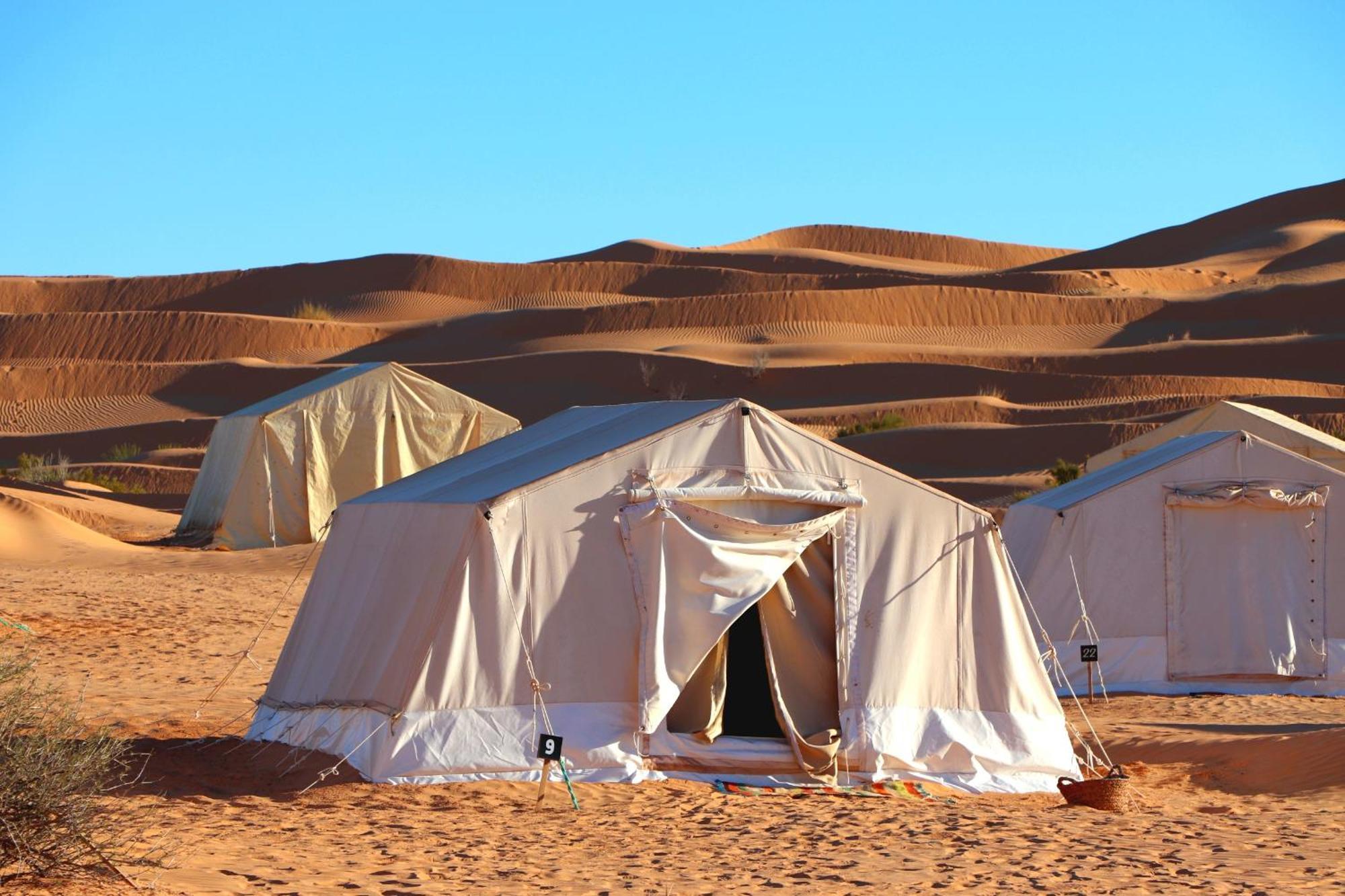 Camp Abdelmoula Hotell Douz Exteriör bild