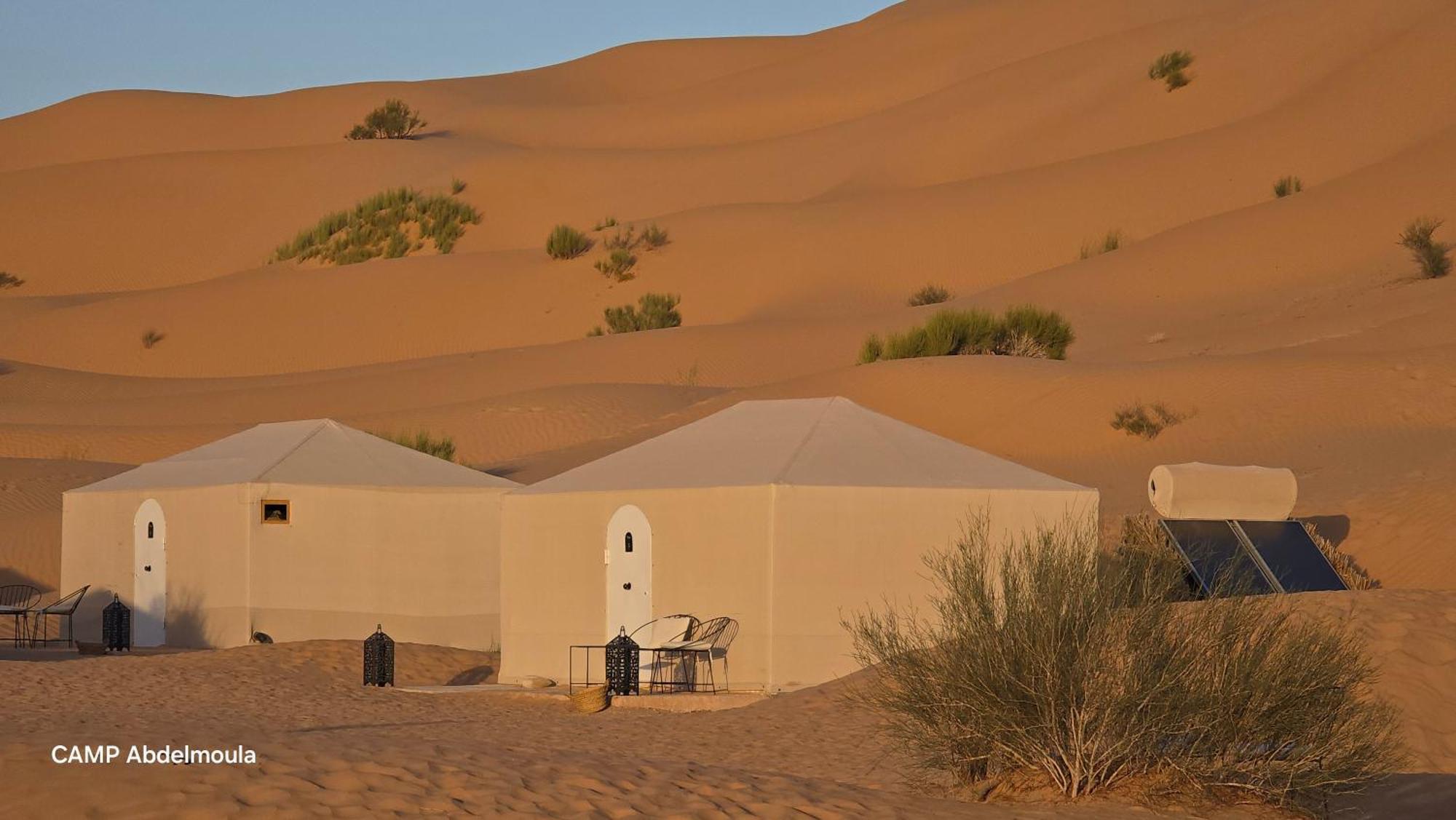 Camp Abdelmoula Hotell Douz Exteriör bild