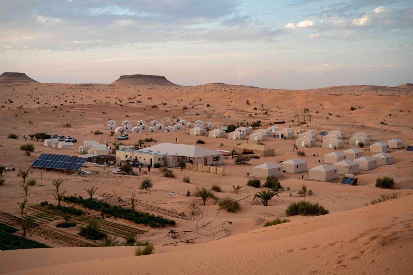 Camp Abdelmoula Hotell Douz Exteriör bild